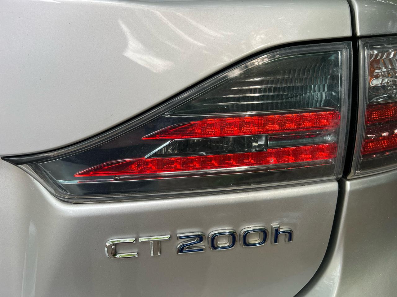 Lexus CT 200h Hybrid 4D Premium Sedan 2012