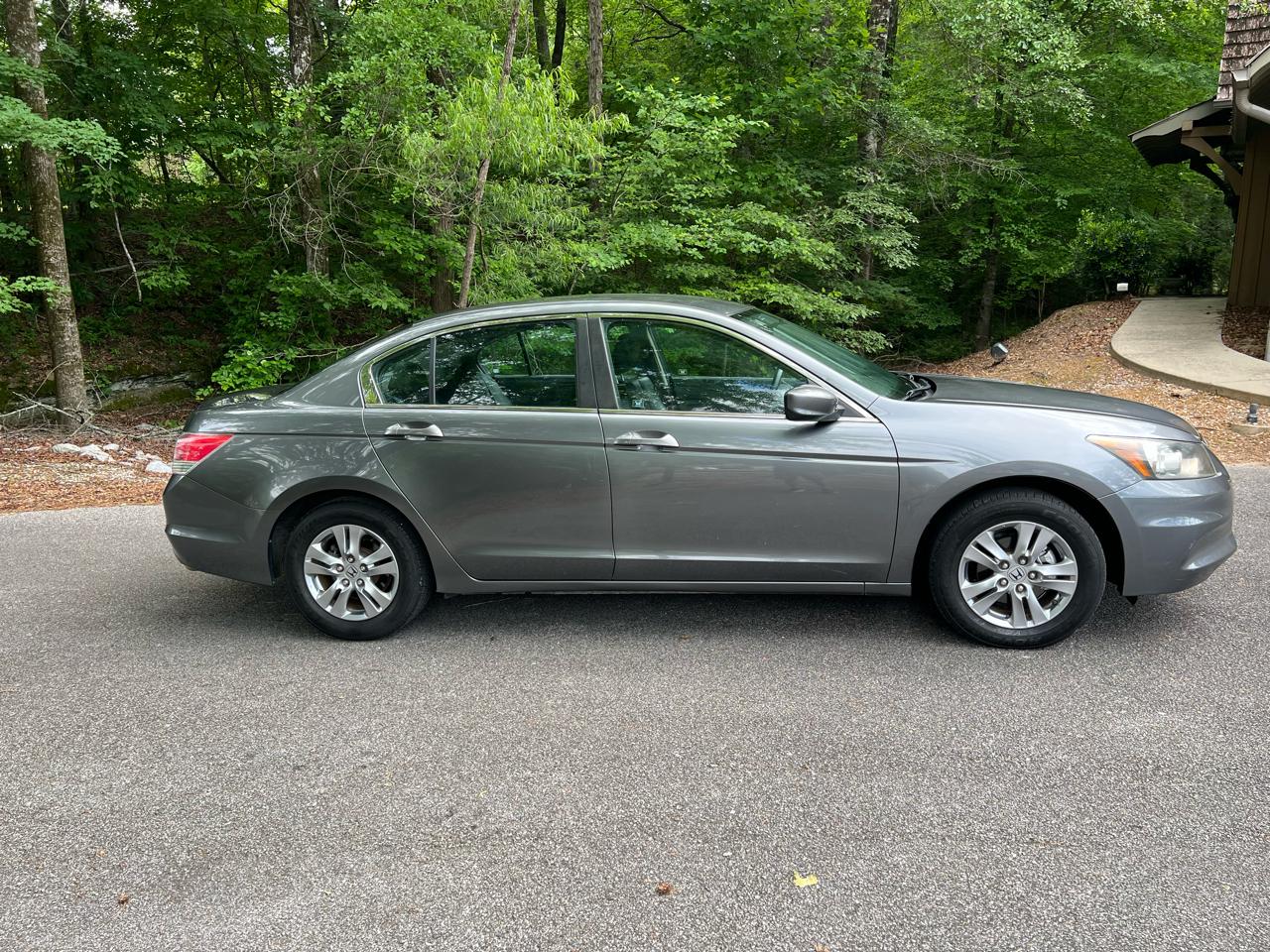 Honda Accord SE Sedan AT 2011