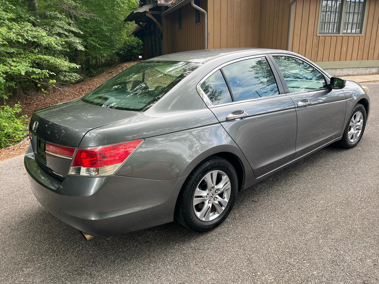 Honda Accord SE Sedan AT 2011