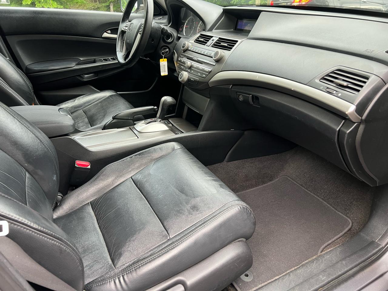 Honda Accord SE Sedan AT 2011