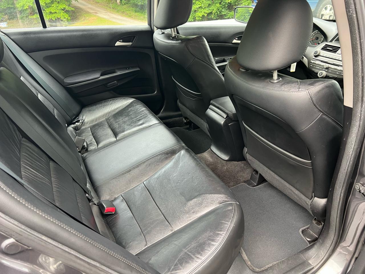 Honda Accord SE Sedan AT 2011