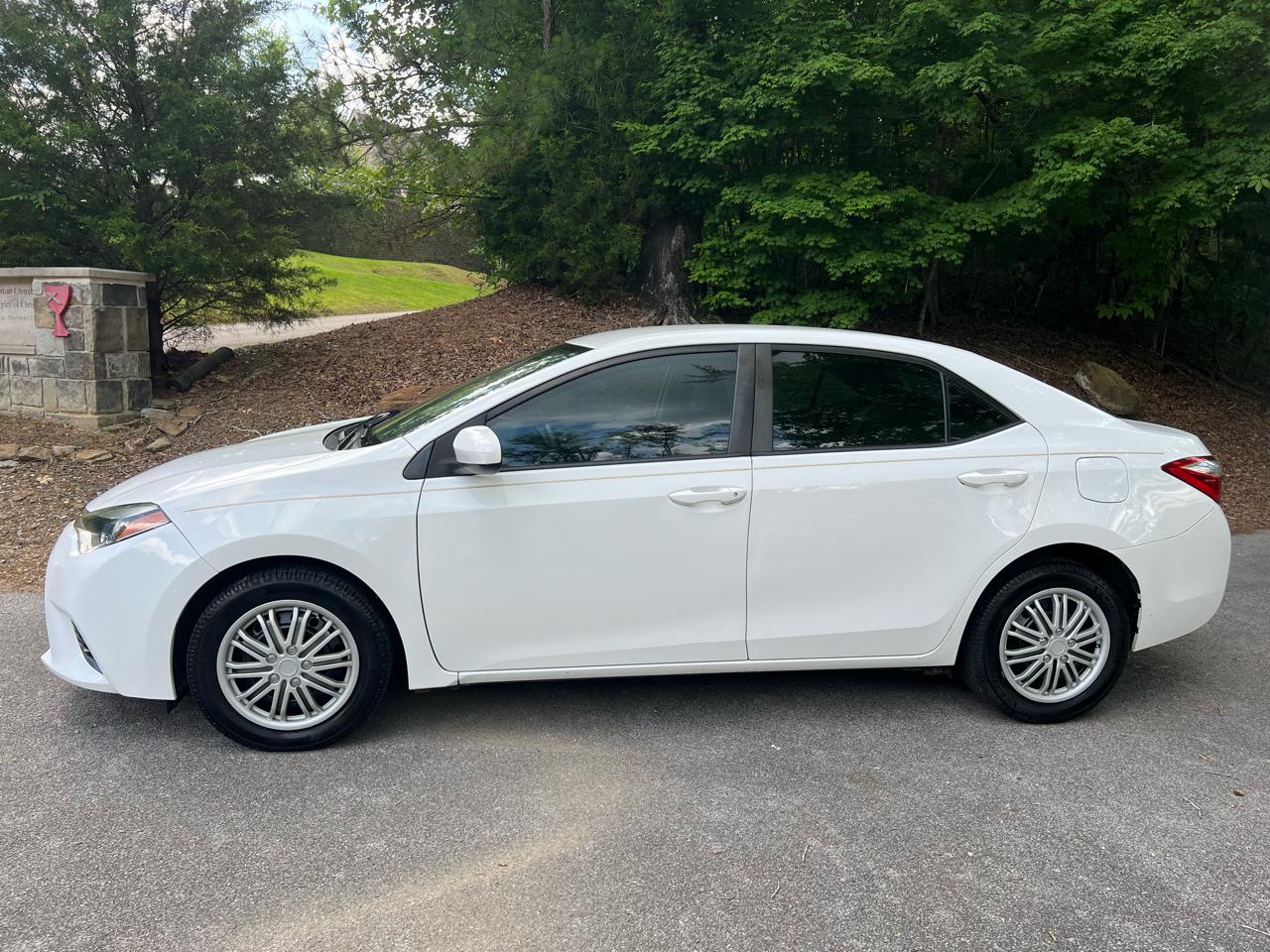 Toyota Corolla LE 4D Sedan 2016
