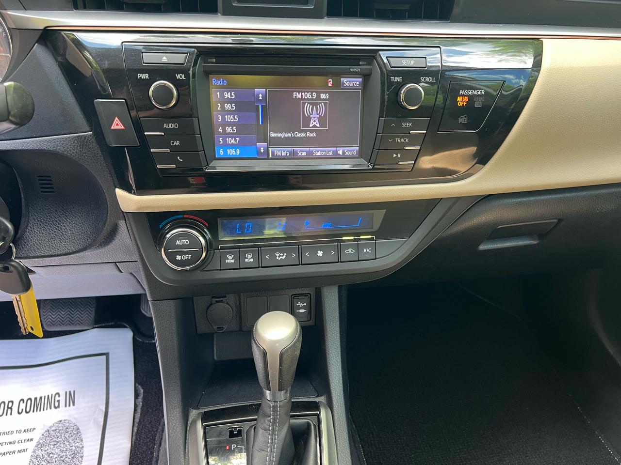 Toyota Corolla LE 4D Sedan 2016