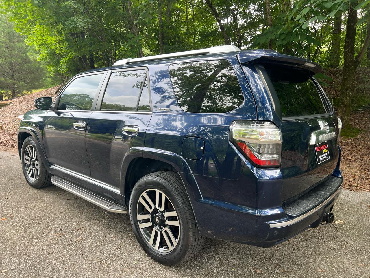 Toyota 4Runner Limited 2WD V6 2016