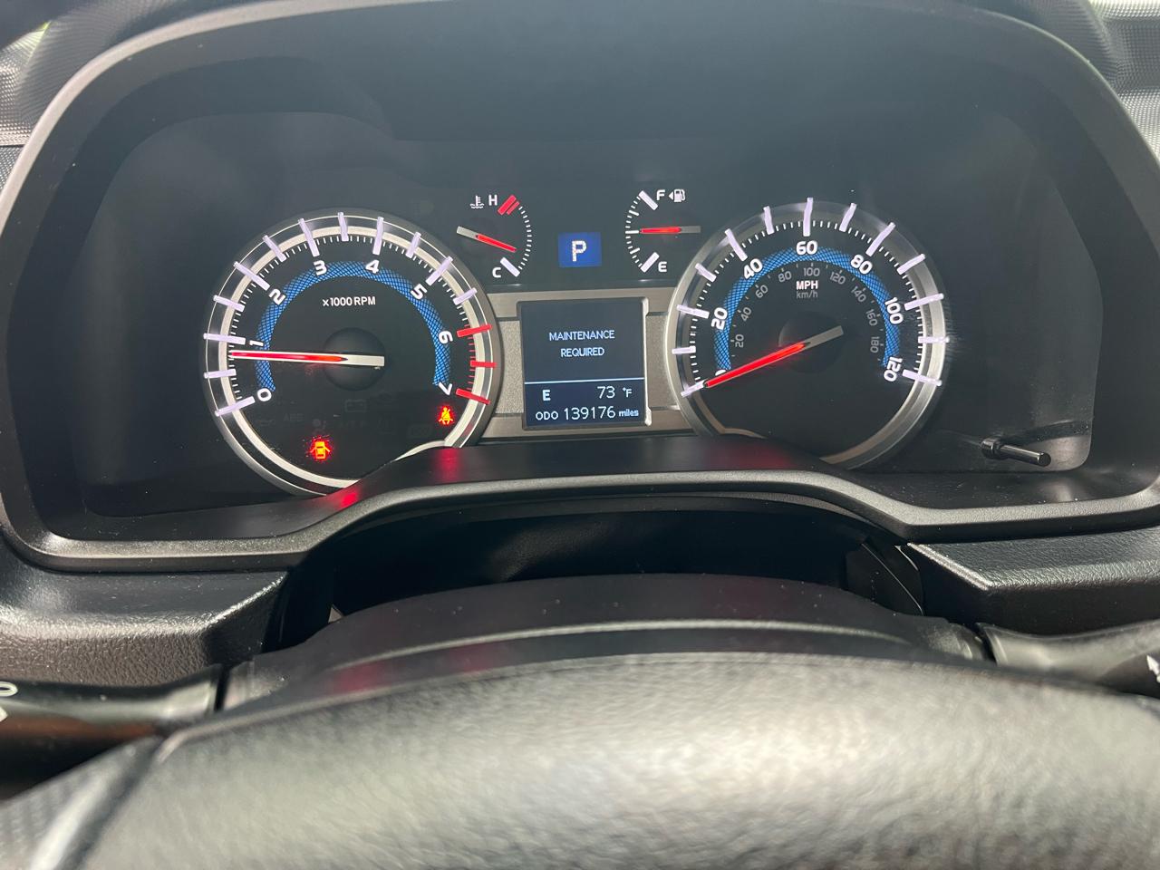 Toyota 4Runner Limited 2WD V6 2016