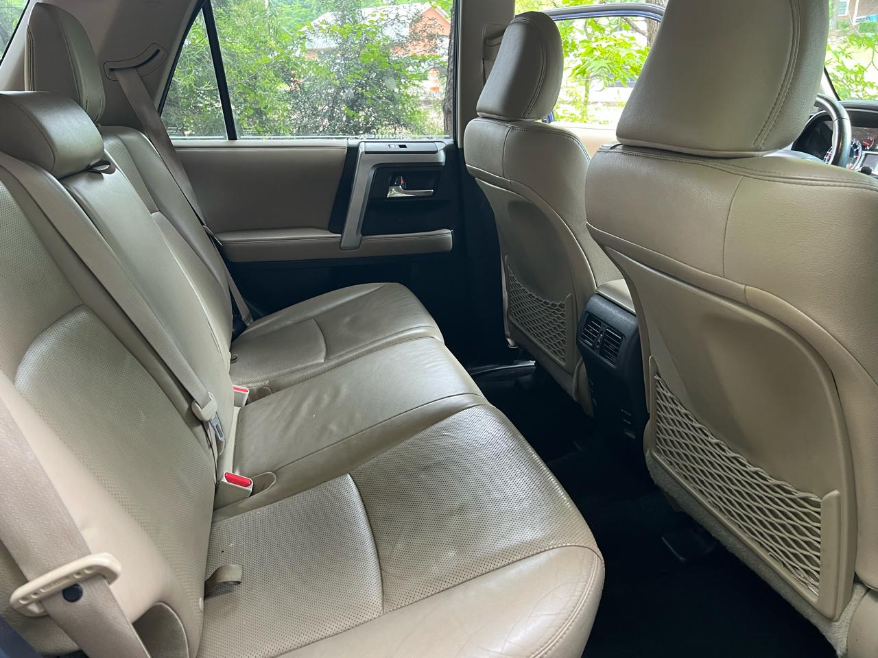 Toyota 4Runner Limited 2WD V6 2016