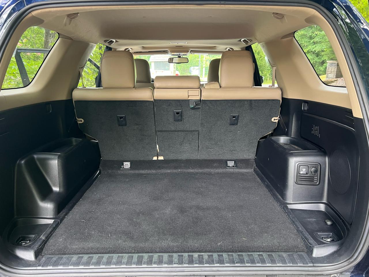 Toyota 4Runner Limited 2WD V6 2016