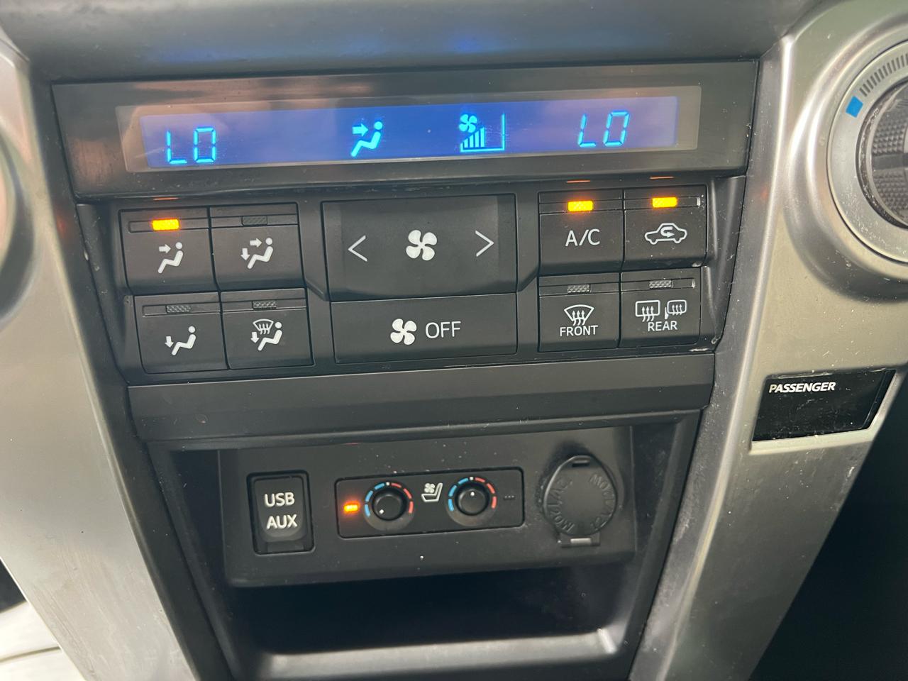 Toyota 4Runner Limited 2WD V6 2016
