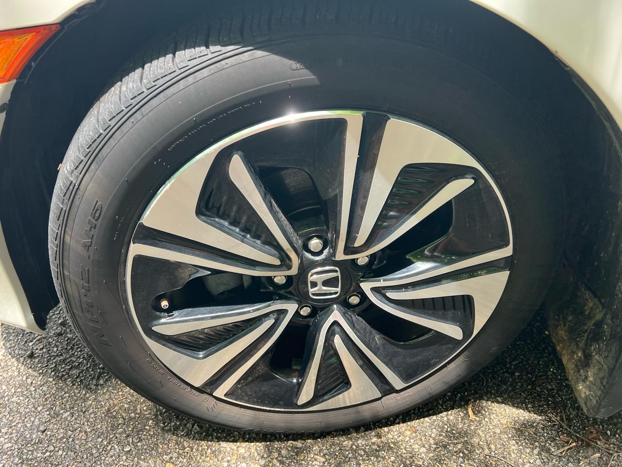 Honda Civic EX-L 4D Sedan 2018