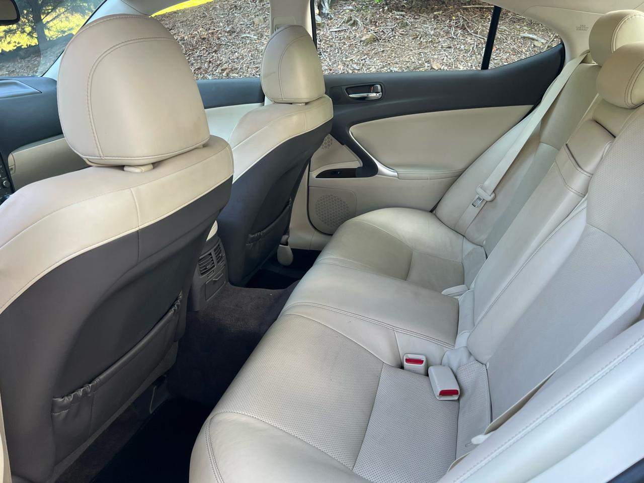 Lexus IS 250 4D Sedan 2012