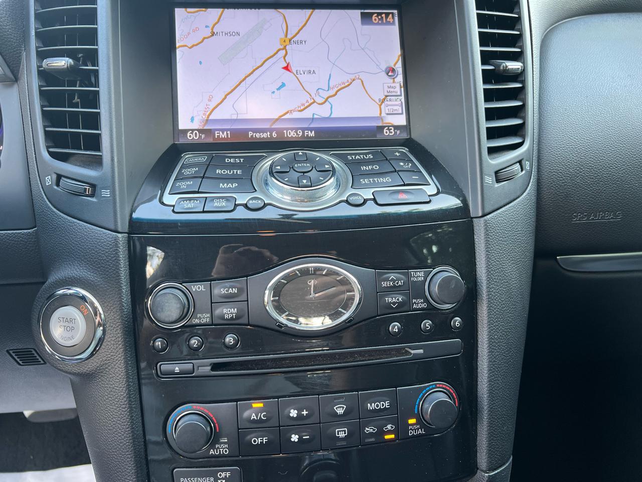 Infiniti QX70 Base 2015