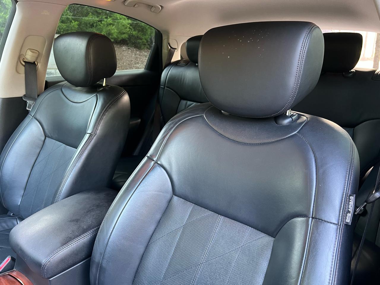 Infiniti QX70 Base 2015