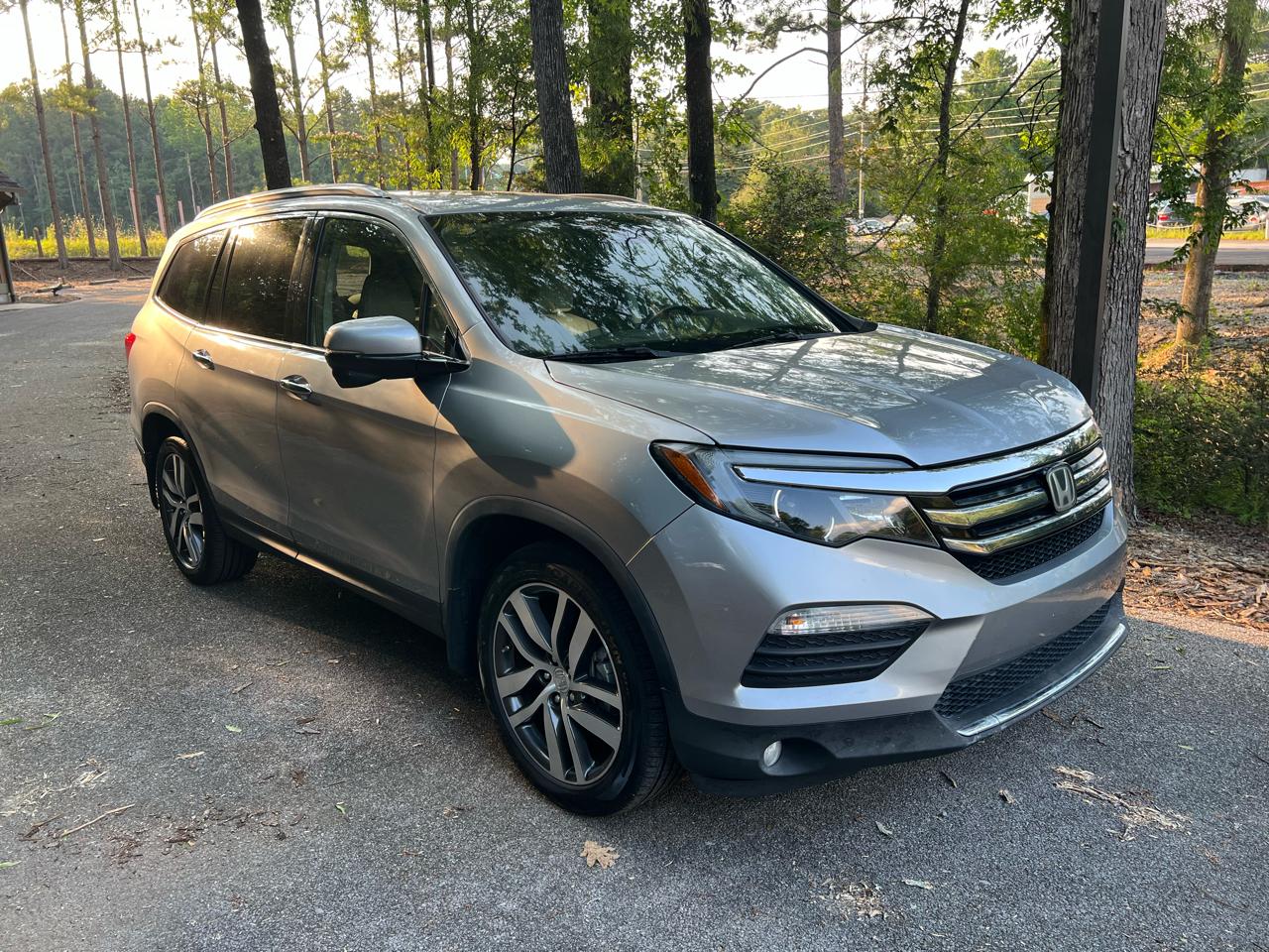 Honda Pilot Touring 2WD 2016