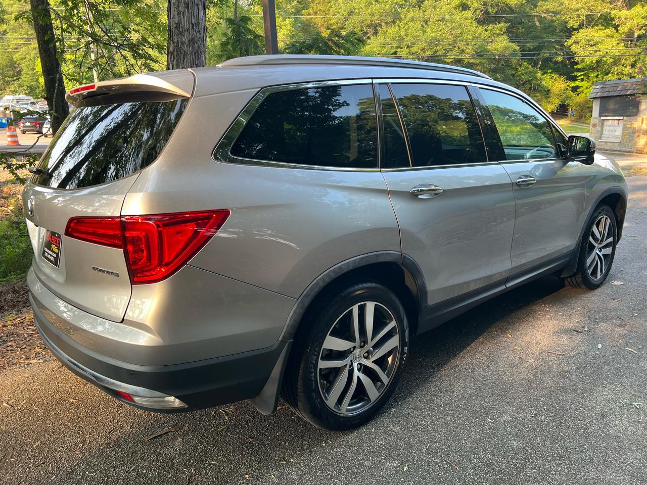 Honda Pilot Touring 2WD 2016