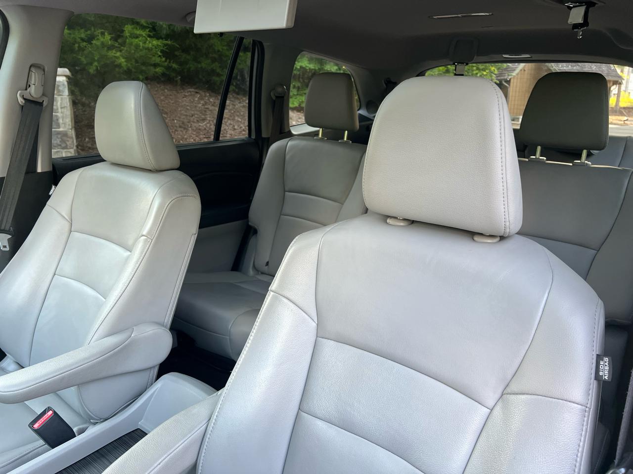 Honda Pilot Touring 2WD 2016