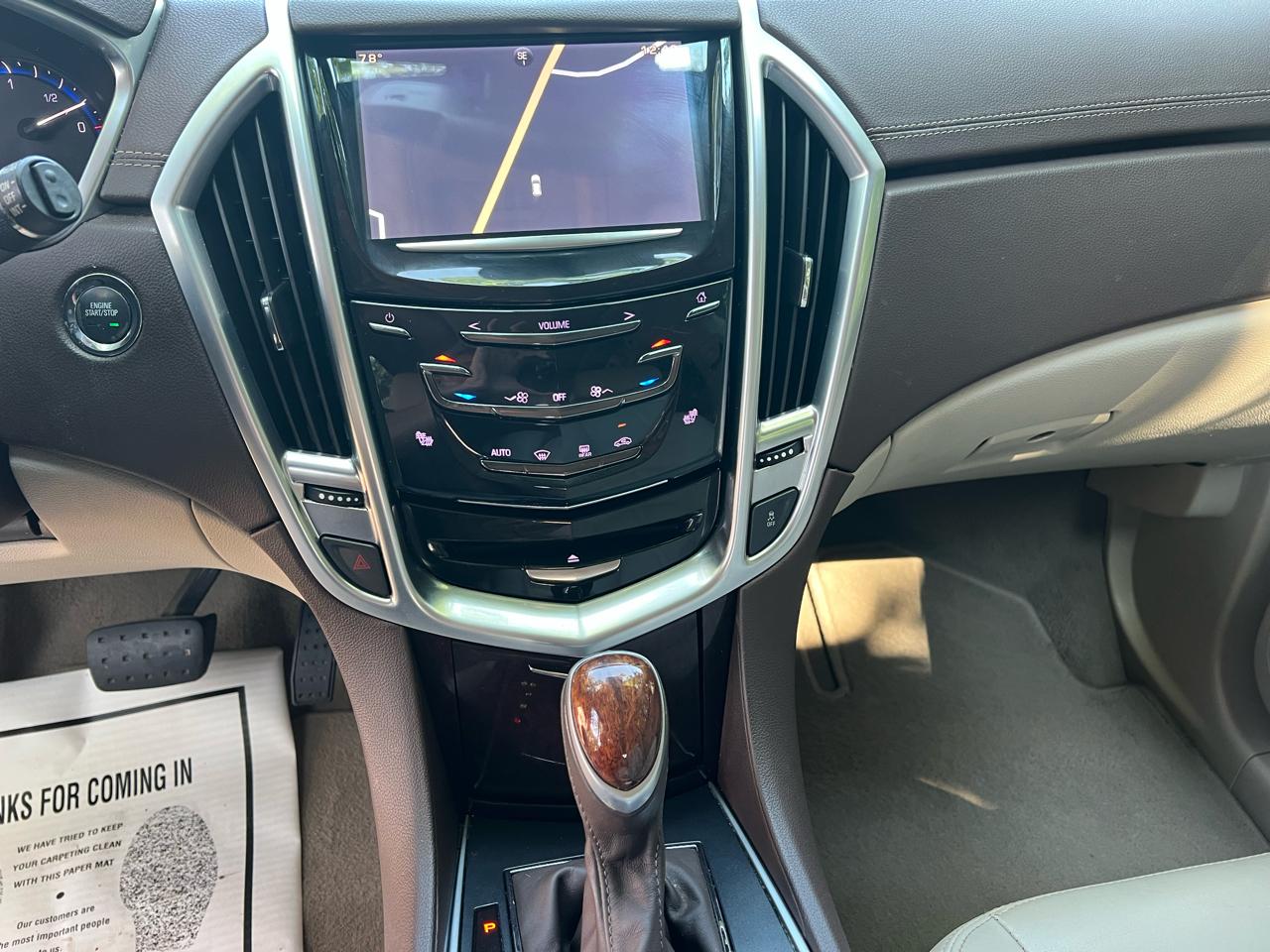 Cadillac SRX Luxury Collection FWD 2015