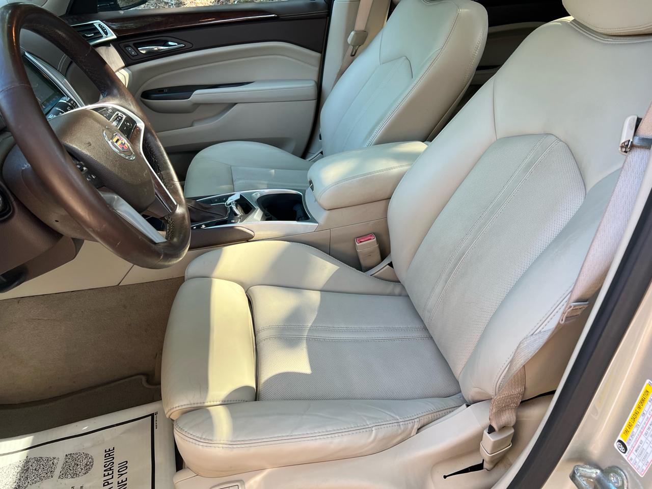 Cadillac SRX Luxury Collection FWD 2015