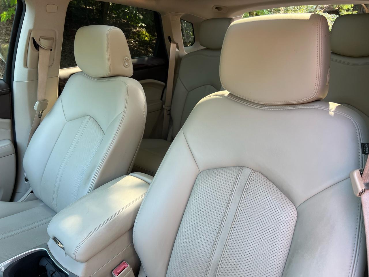 Cadillac SRX Luxury Collection FWD 2015