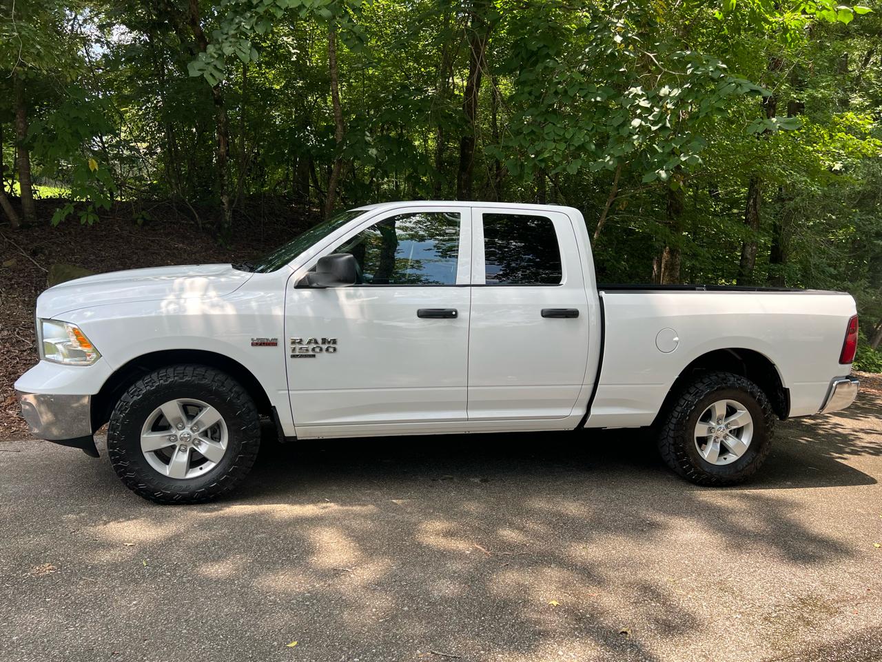 RAM 1500 Classic Tradesman Quad Cab 4WD 2021
