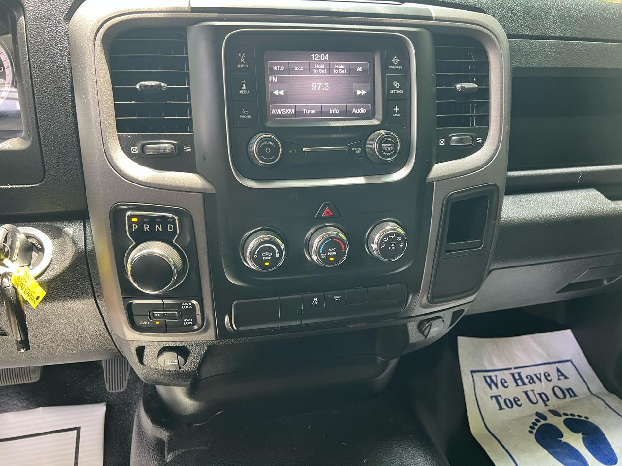 RAM 1500 Classic Tradesman Quad Cab 4WD 2021