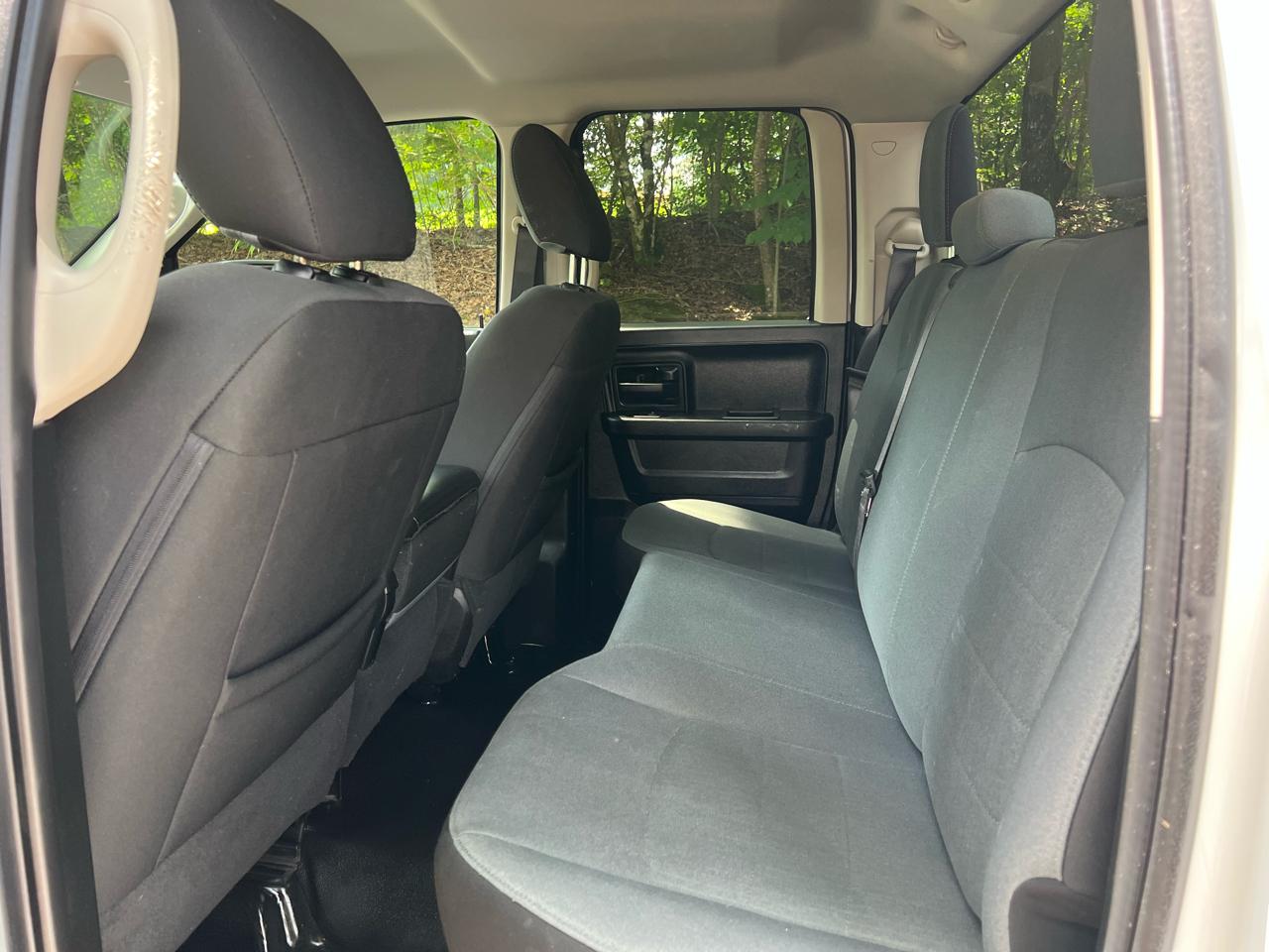 RAM 1500 Classic Tradesman Quad Cab 4WD 2021