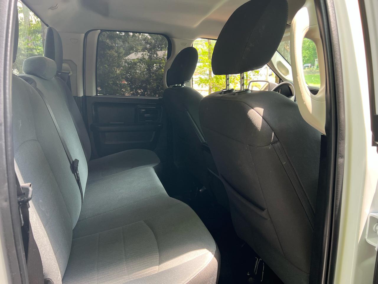 RAM 1500 Classic Tradesman Quad Cab 4WD 2021