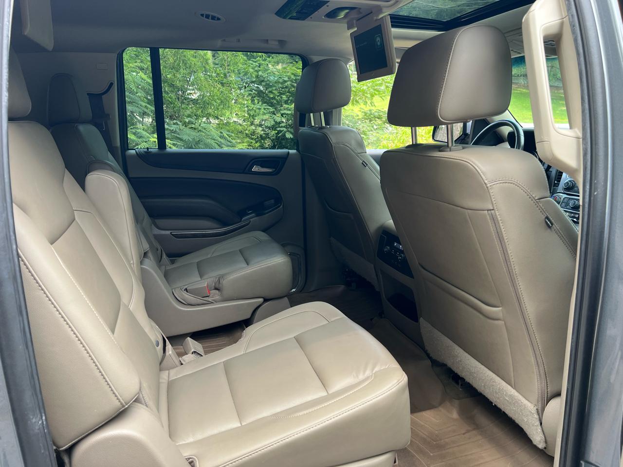 Chevrolet Suburban LT 4WD 2018