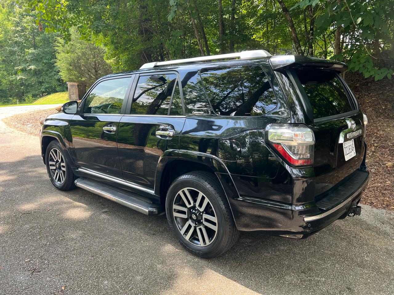 Toyota 4Runner Limited 2WD V6 2014