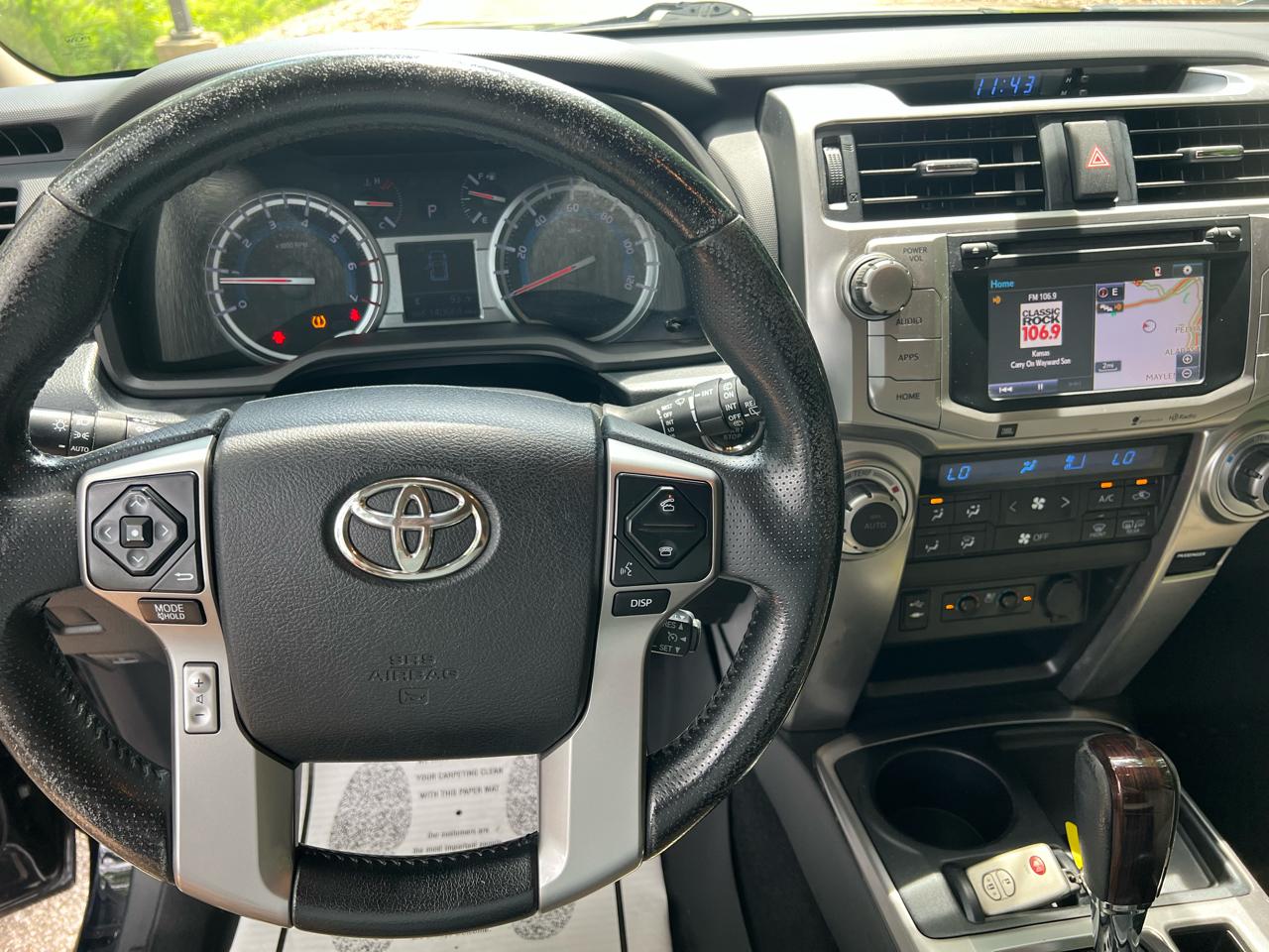 Toyota 4Runner Limited 2WD V6 2014