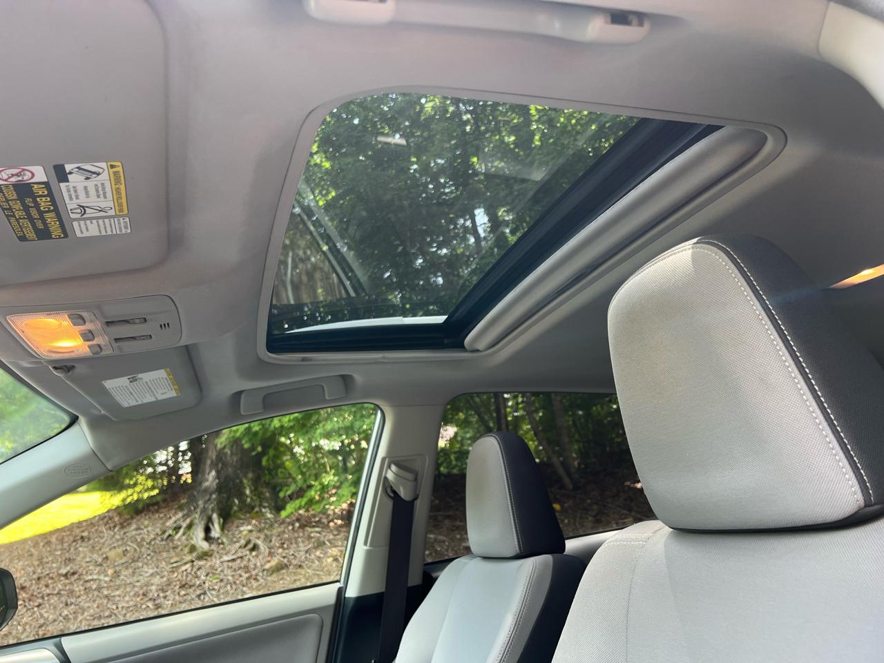 Toyota RAV4 XLE FWD 2013