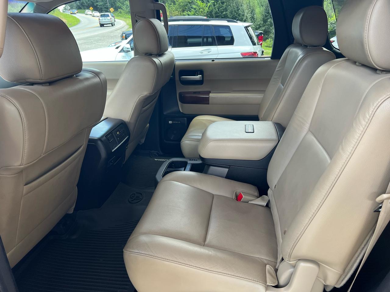 Toyota Sequoia Plantium 2WD 2017