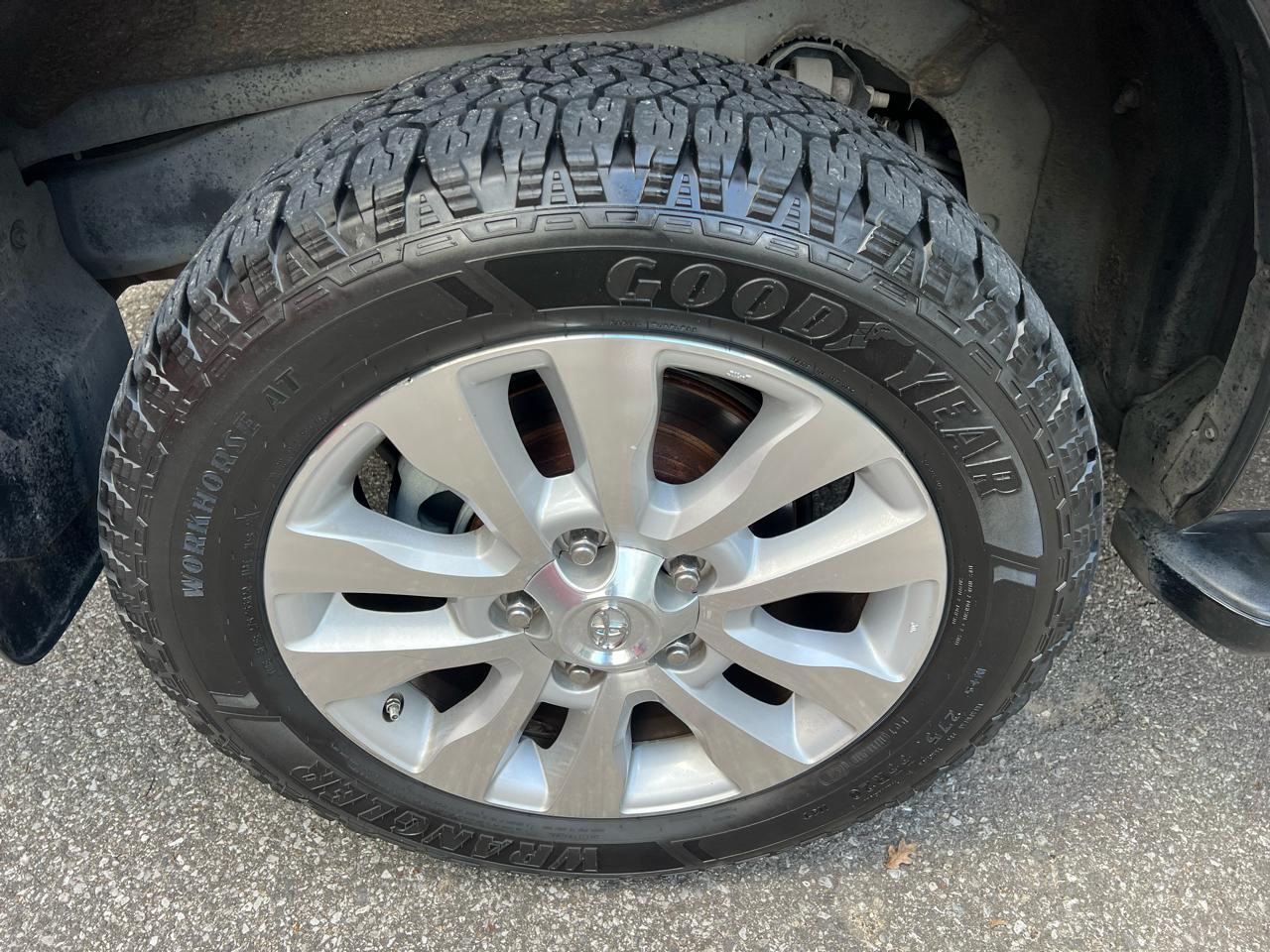 Toyota Sequoia Plantium 2WD 2017