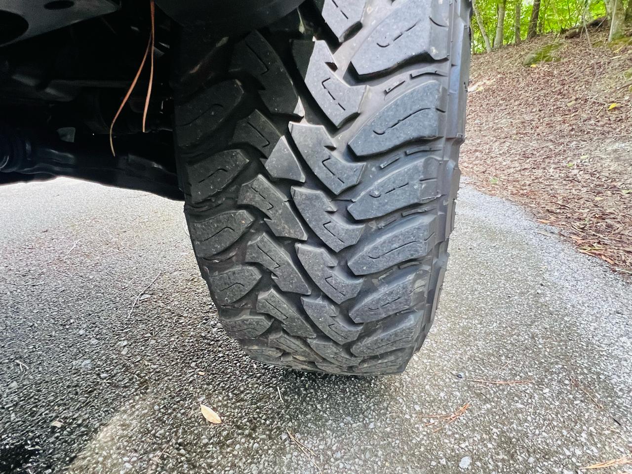 Toyota 4Runner SR5 4WD 2023