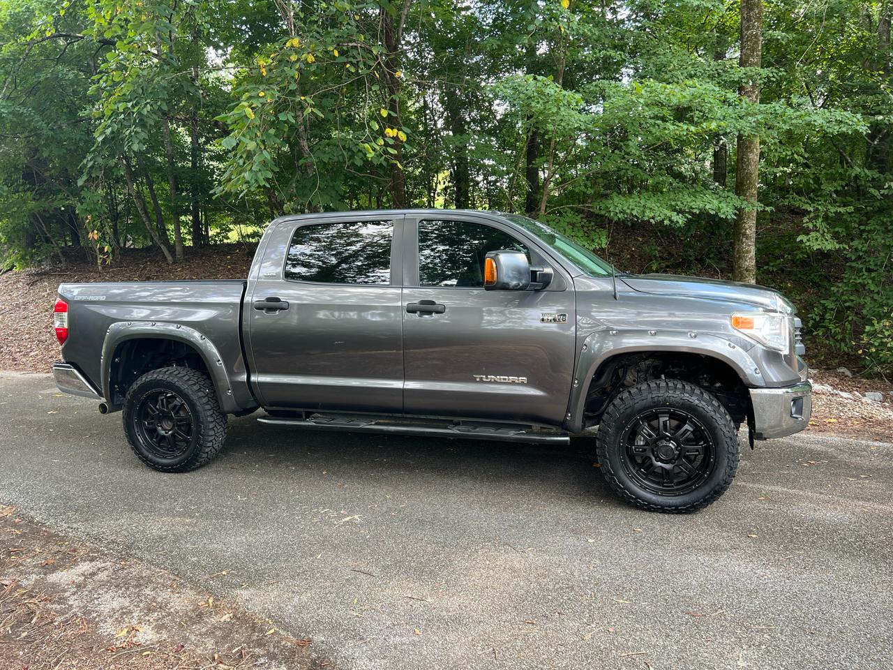 Toyota Tundra SR5 5.7L V8 FFV CrewMax 4WD 2014