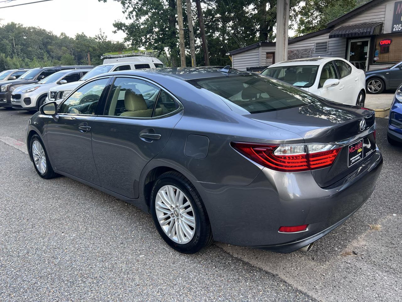 Lexus ES 350 Sedan 2013