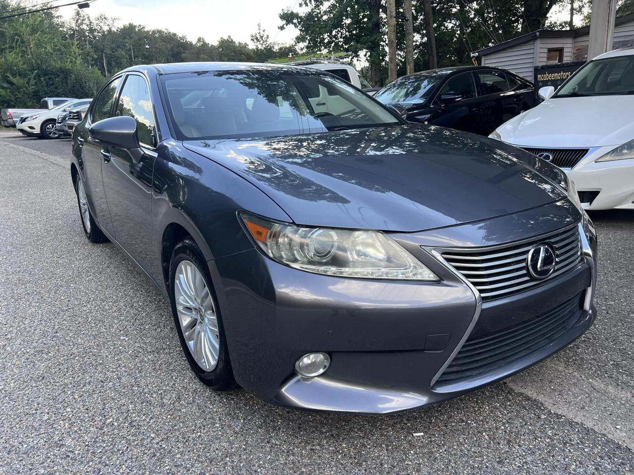 Lexus ES 350 Sedan 2013
