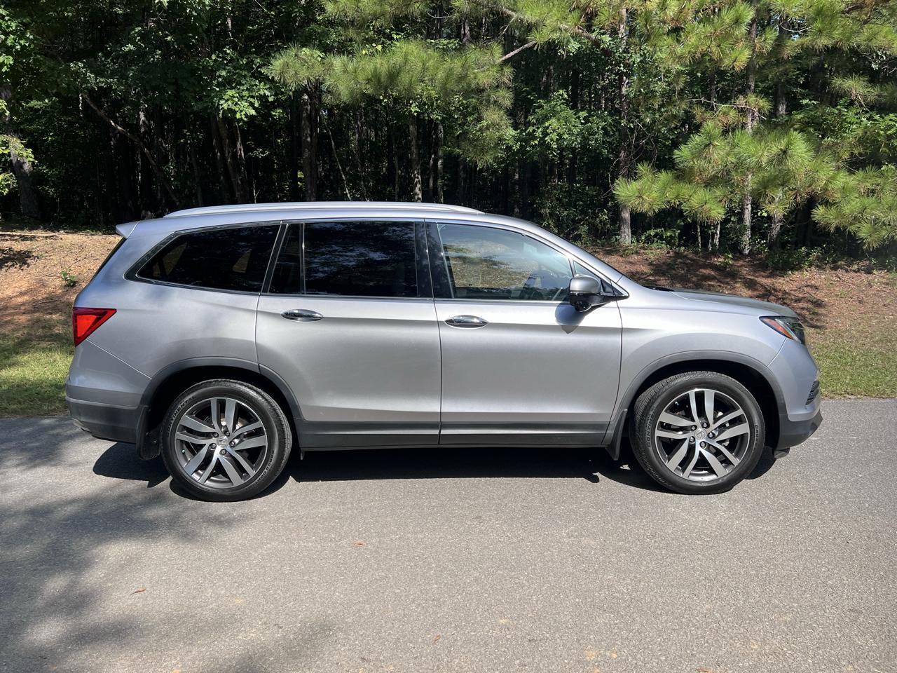 Honda Pilot Touring 2WD 2017