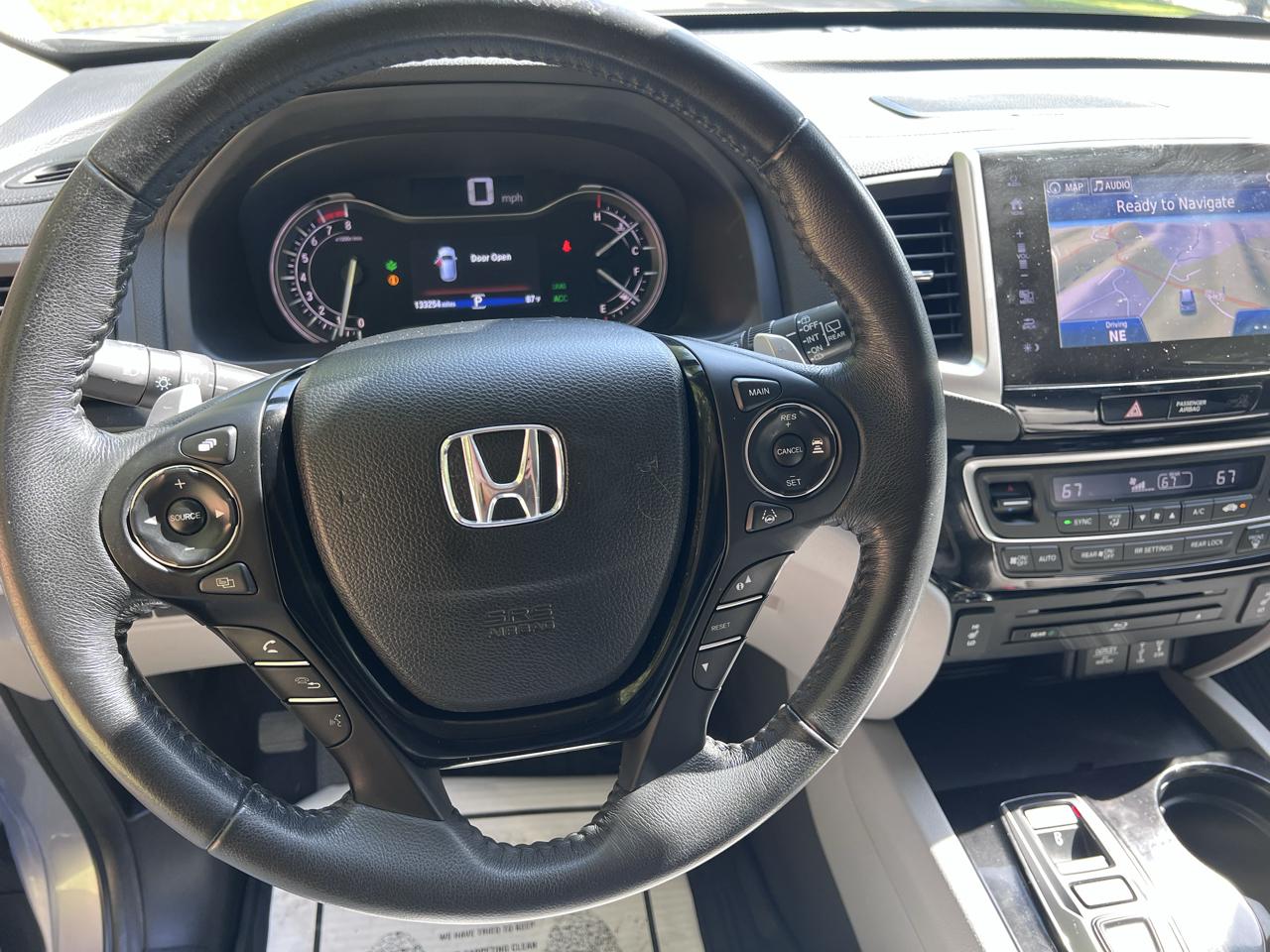 Honda Pilot Touring 2WD 2017