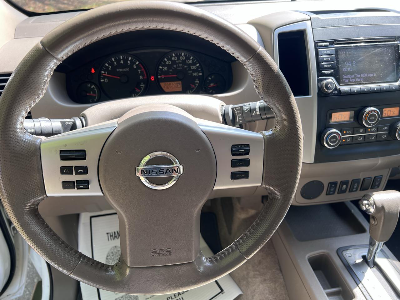 Nissan Frontier SV Crew Cab 2WD 2016