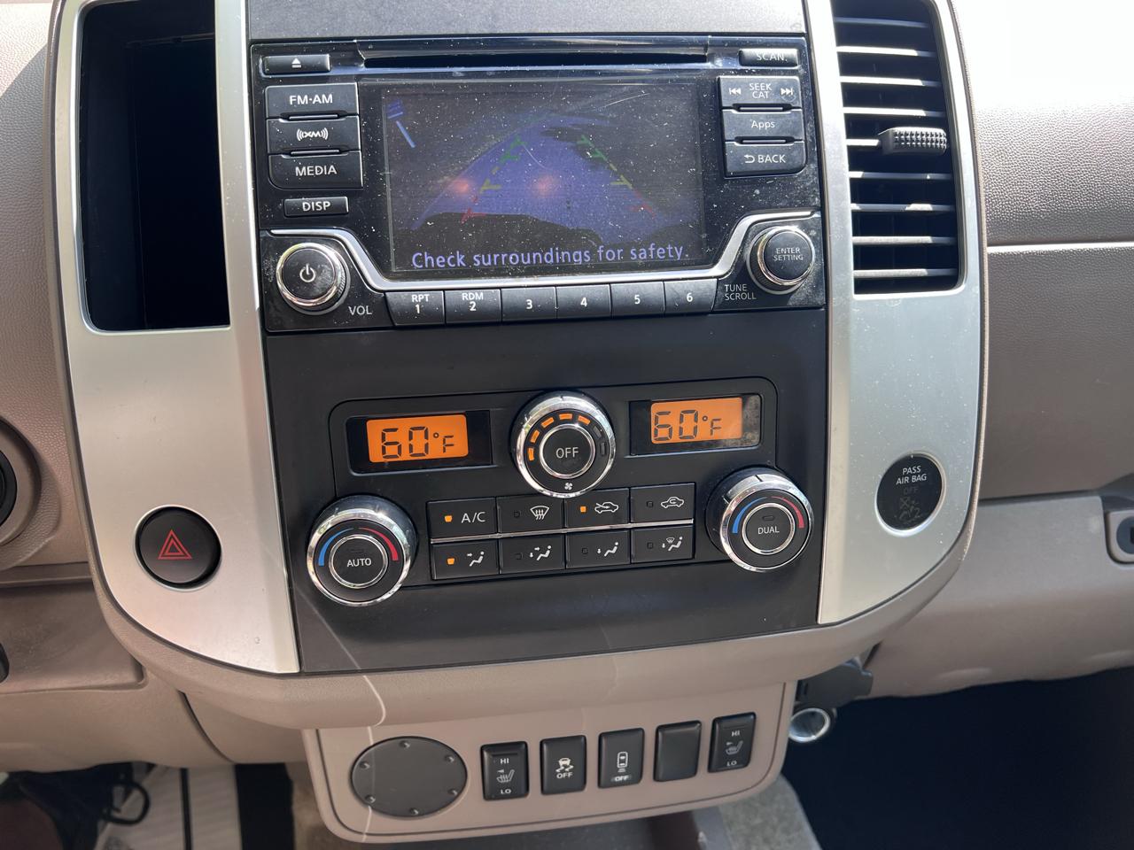 Nissan Frontier SV Crew Cab 2WD 2016
