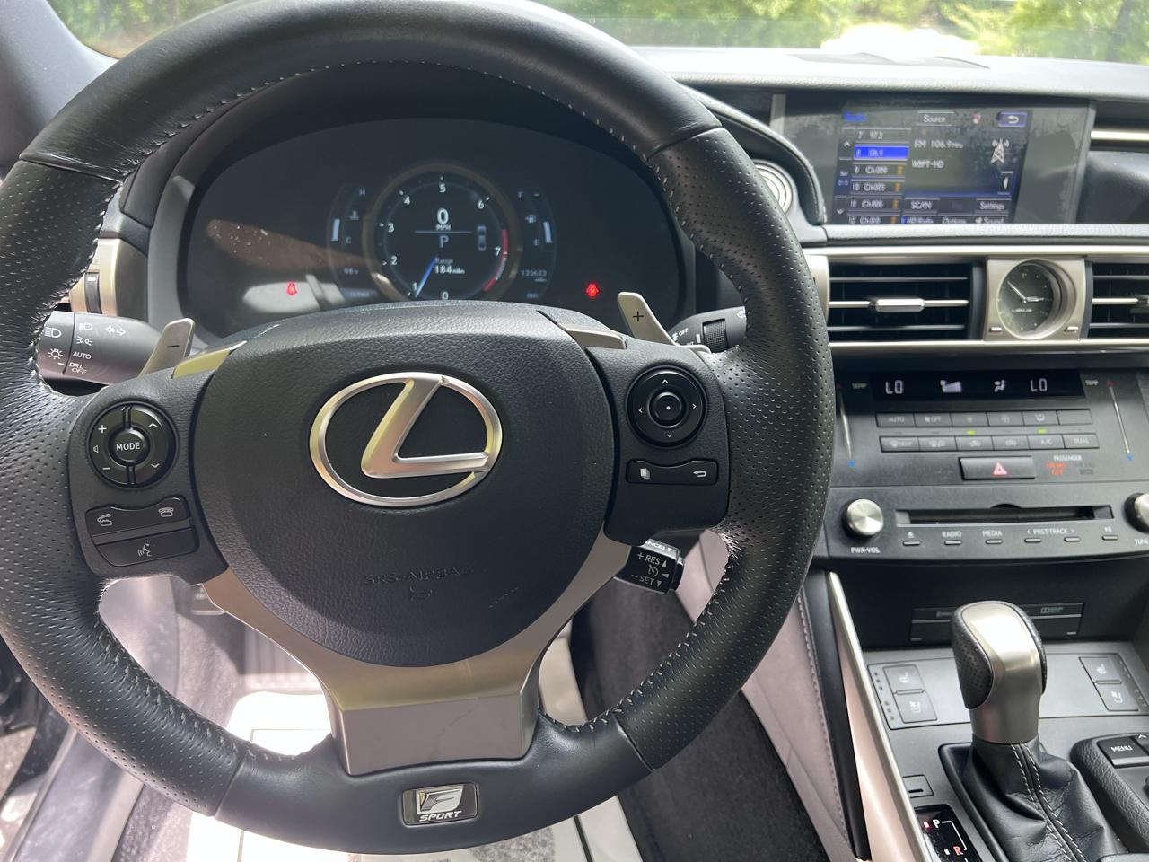 Lexus IS 250 RWD 2015