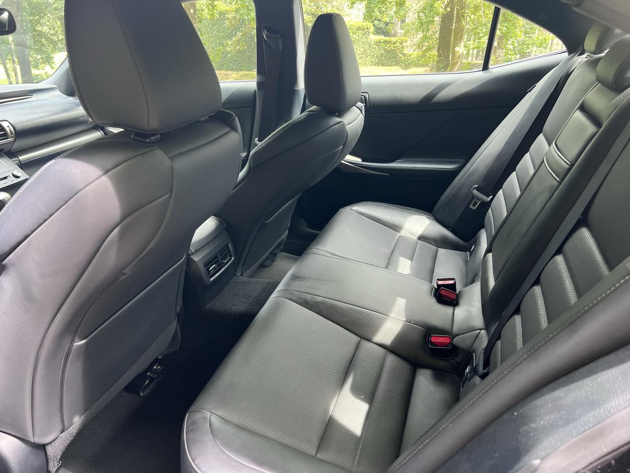 Lexus IS 250 RWD 2015