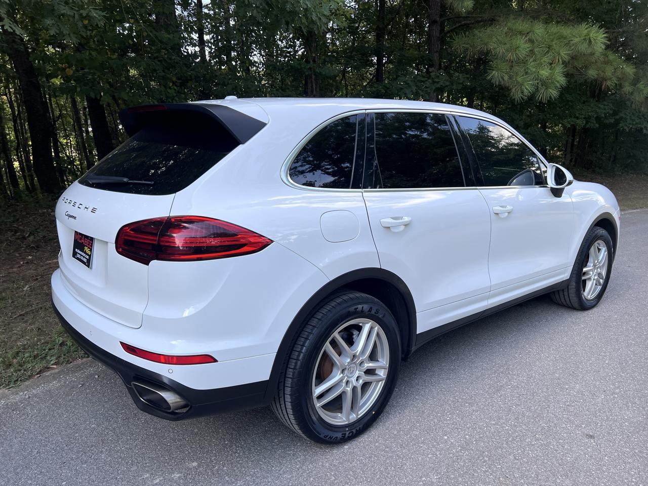 Porsche Cayenne Base 2016