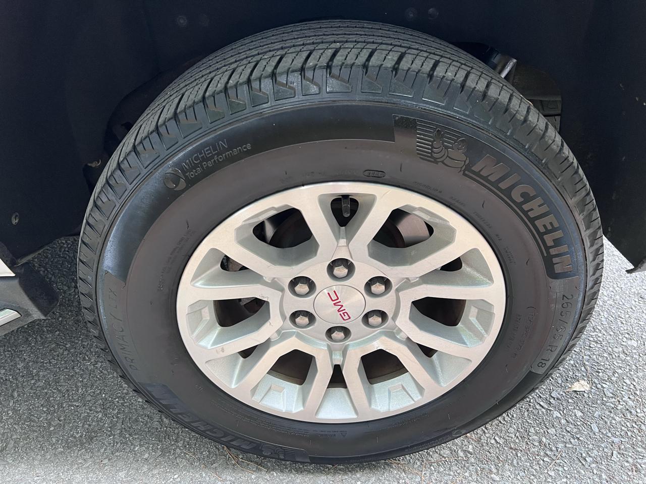 GMC Yukon SLT 2WD 2018