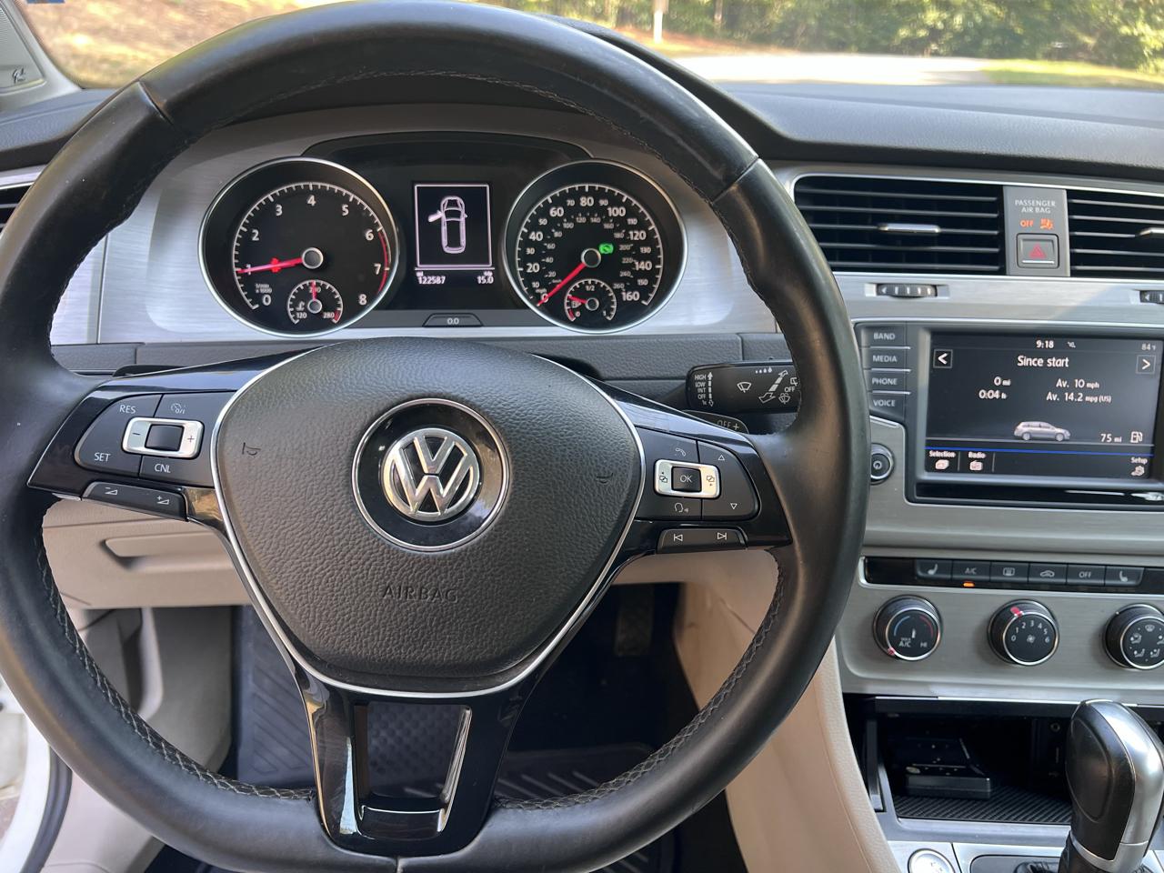 Volkswagen Golf SportWagen TSI SE 6A 2017