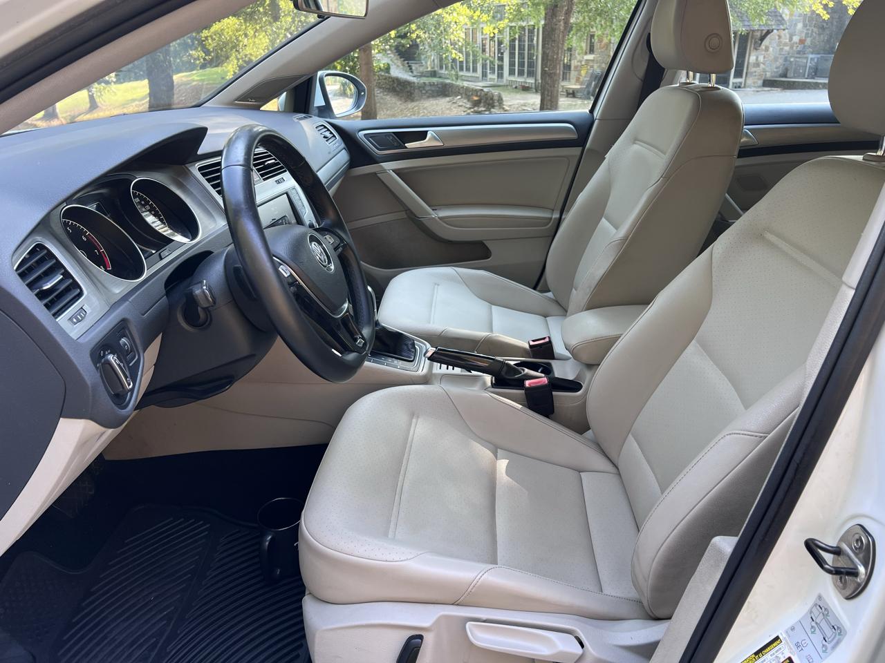 Volkswagen Golf SportWagen TSI SE 6A 2017