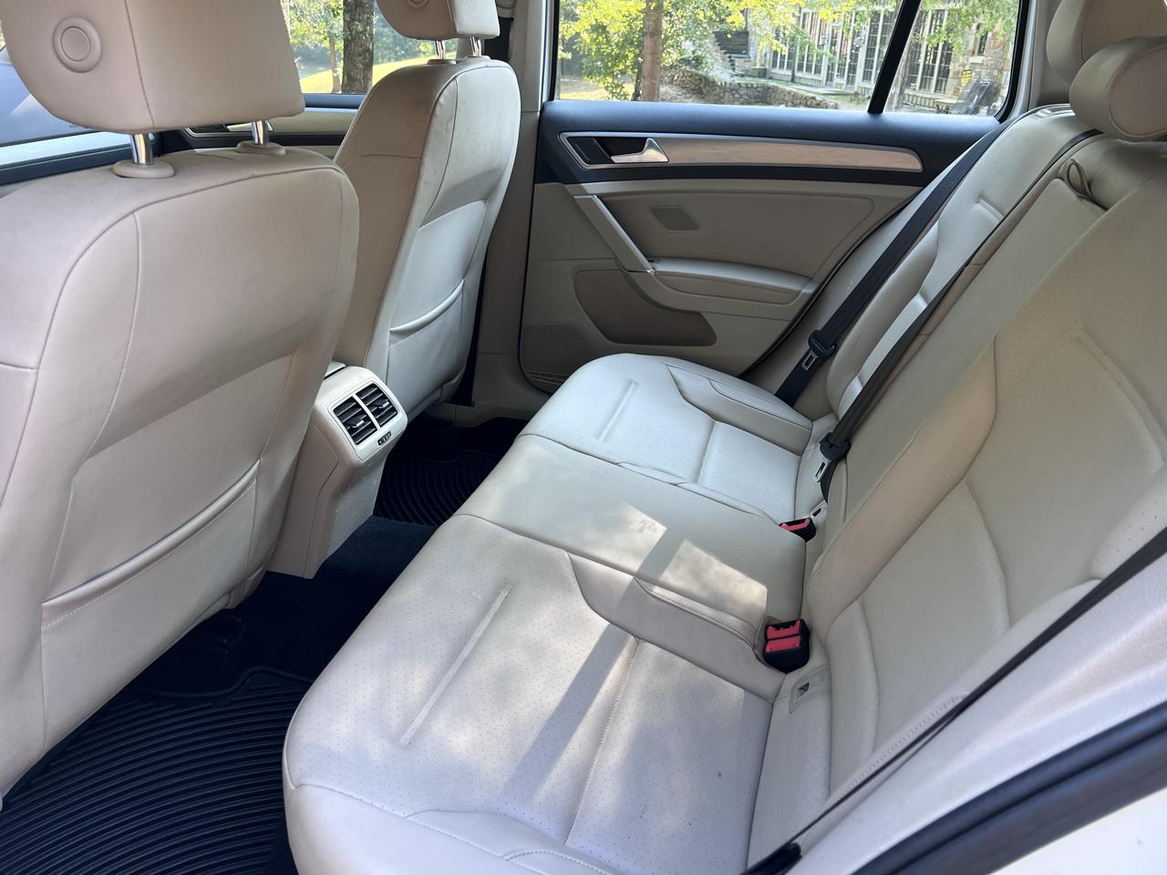 Volkswagen Golf SportWagen TSI SE 6A 2017