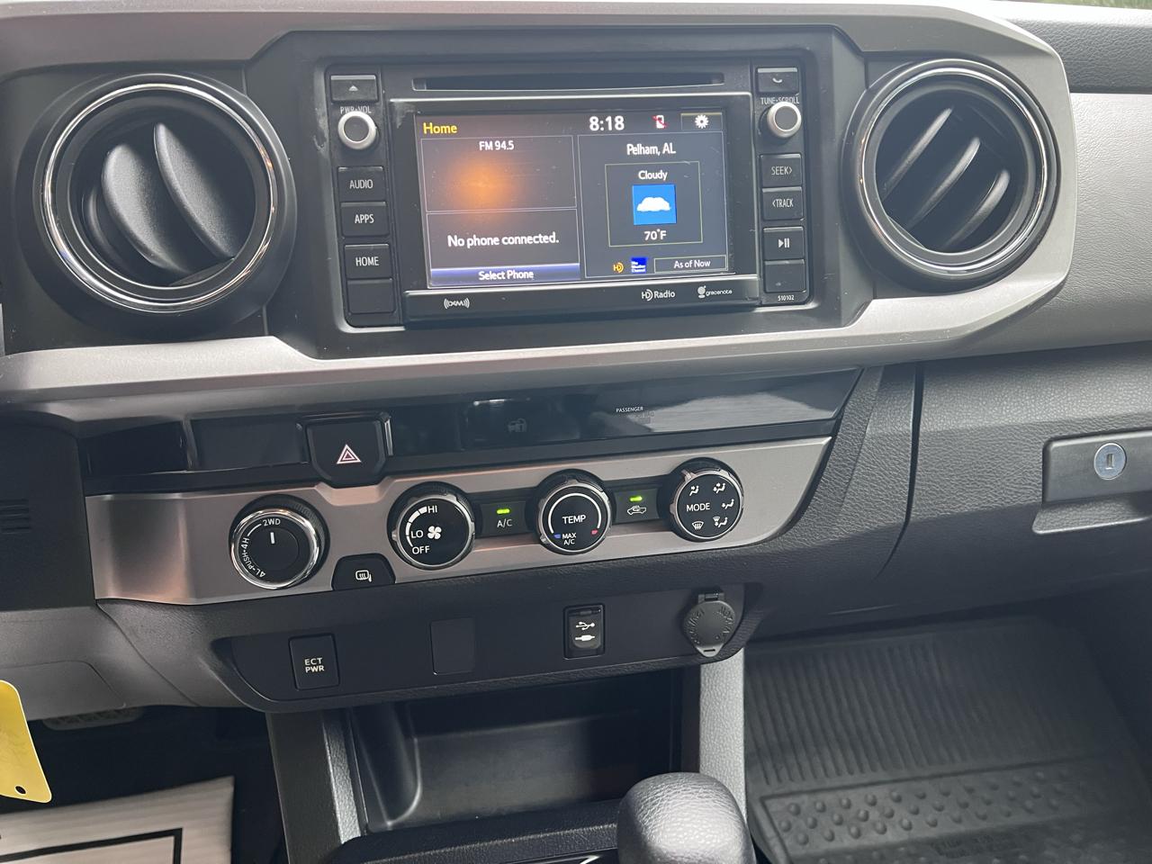 Toyota Tacoma SR5 Dbl Cab 4WD V6 at 2017
