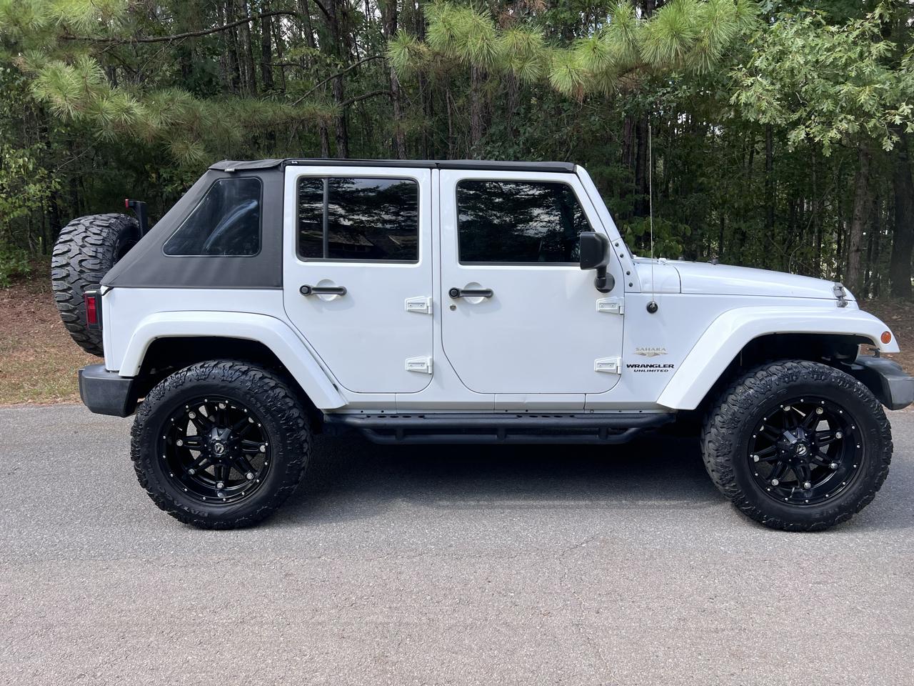 Jeep Wrangler Unlimited Sahara 4WD 2015