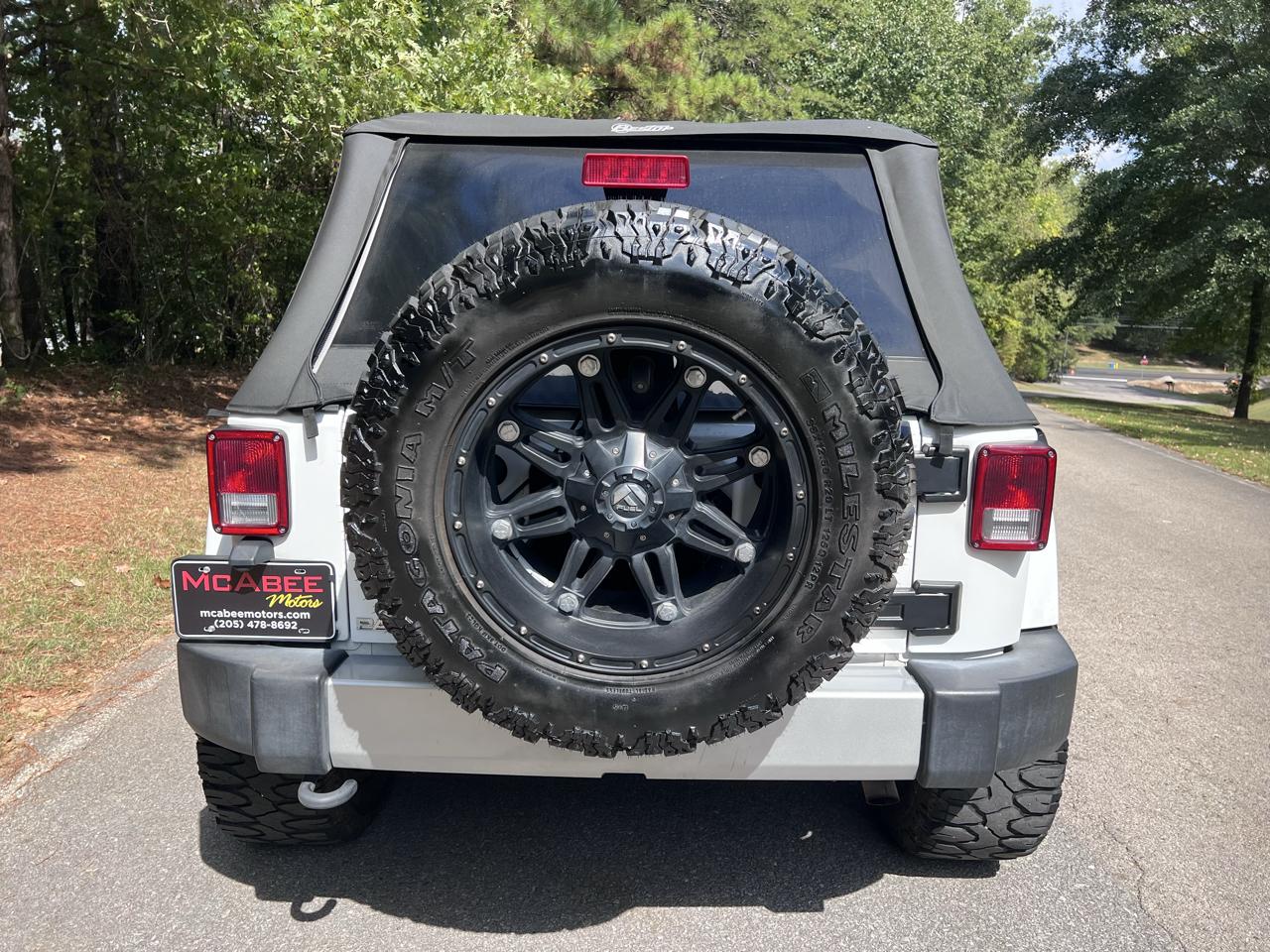 Jeep Wrangler Unlimited Sahara 4WD 2015